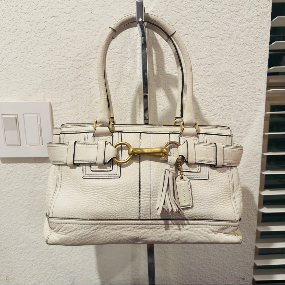 Vintage Coach Hampton 10212 Bone White Leather Tote with Brass Hardware